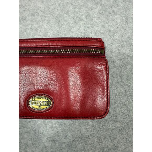 Fossil Red Leather Zipper Wallet - Picture 15 of 15